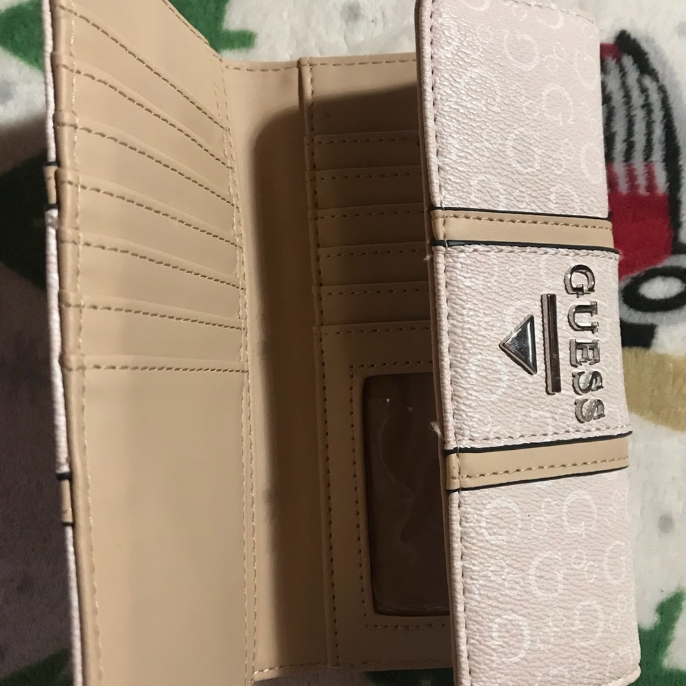 Wallet - Picture 2 of 3